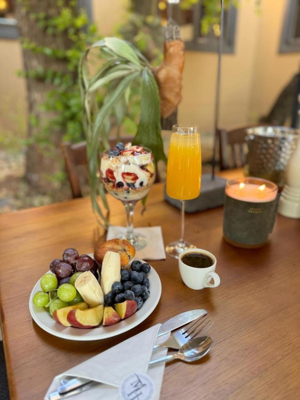 Manor Hills Guest Lodge Rustenburg Ngoại thất bức ảnh